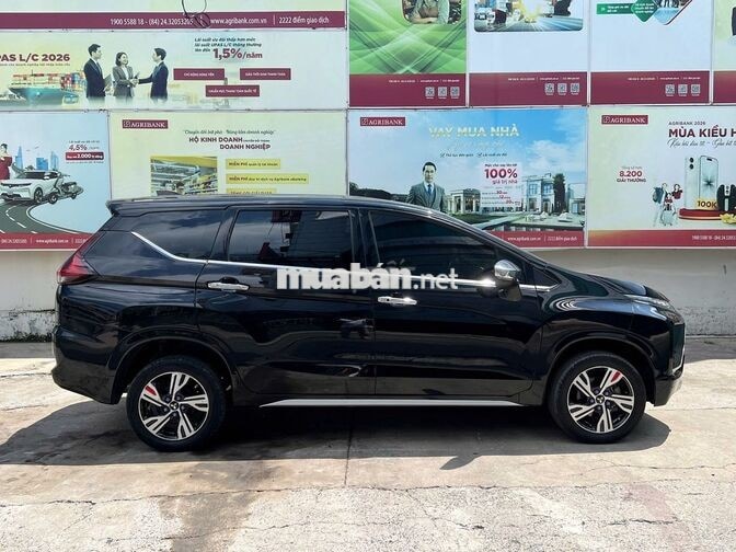 Mitsubishi Xpander AT 2021 màu đen