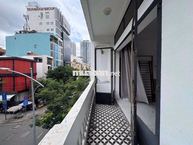 SIÊU PHẨM CĂN HỘ 2 BAN CÔNG GẦN BIG C VẠN HẠNH MALL BKU UEH HUFLIT
