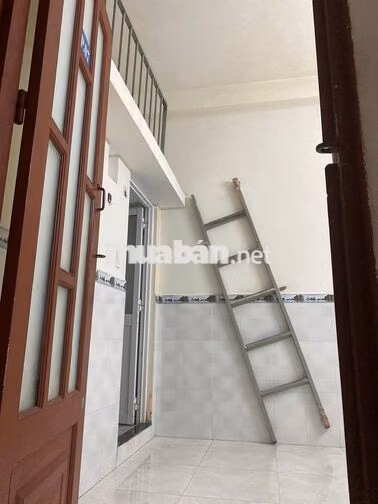 PHÒNG TRỌ CÓ GÁC & CỬA SỔ THOÁNG MÁT - FREE ĐỂ XE