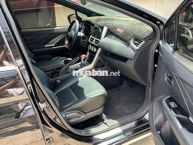 Mitsubishi Xpander AT 2021 màu đen