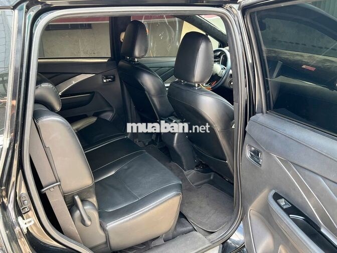 Mitsubishi Xpander AT 2021 màu đen