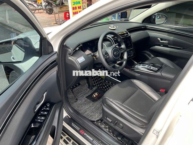 Hyundai Tucson 2022 số tự động máy dầu