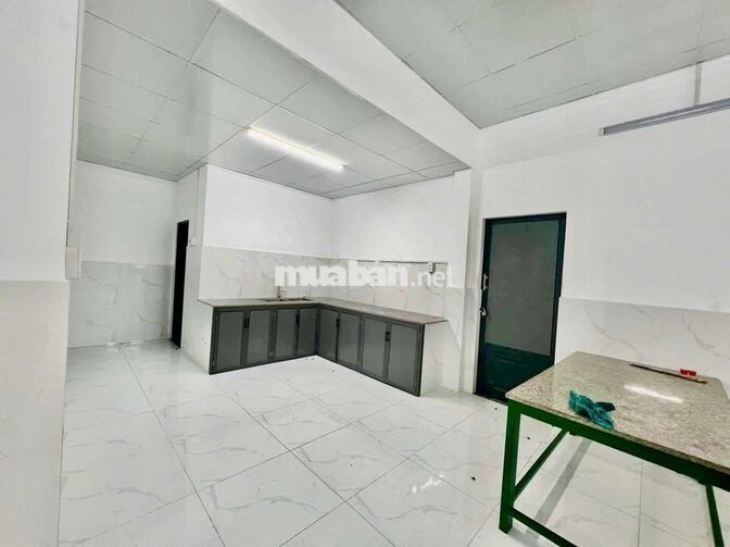 Nhà rộng 9*16 gần chợ cầu Đồng, 1pn rộng, đường xe tải