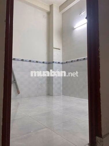 PHÒNG TRỌ CÓ GÁC & CỬA SỔ THOÁNG MÁT - FREE ĐỂ XE