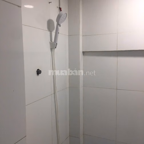Nhà cho thuê Bình Thạnh: tổng dt 100m2; 1 trệt, 1 lầu đúc giả, pkhách,