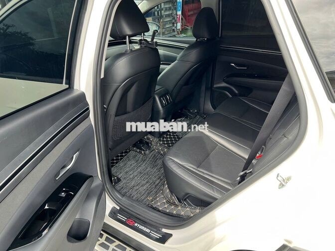 Hyundai Tucson 2022 số tự động máy dầu