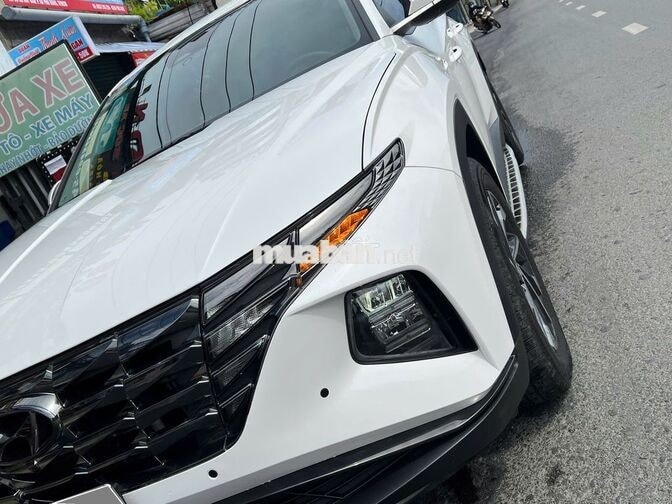 Hyundai Tucson 2022 số tự động máy dầu