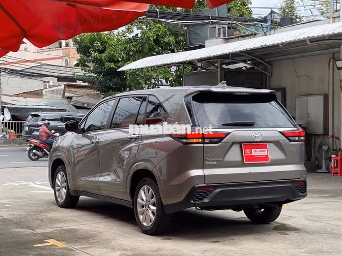 Innova Cross 2.0V 2024 - Xe gia đình 1 chủ mua mới