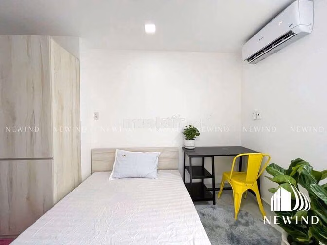Studio, CHDV cho thuê phòng trọ sinh viên RMIT, Nhân Viên văn phòng 