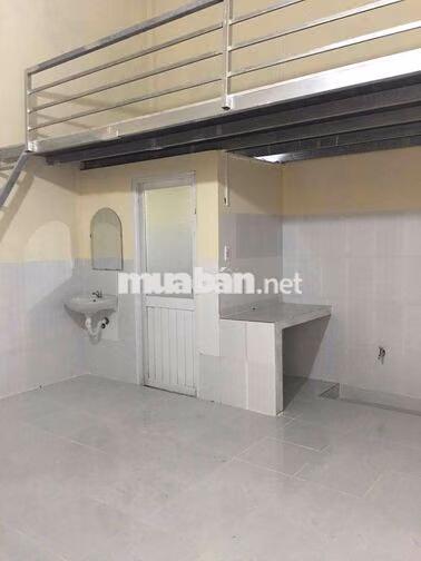 phong trọ rộng thoáng  , kh ngập nươc, duòng lớn kh nằm trong hẻm