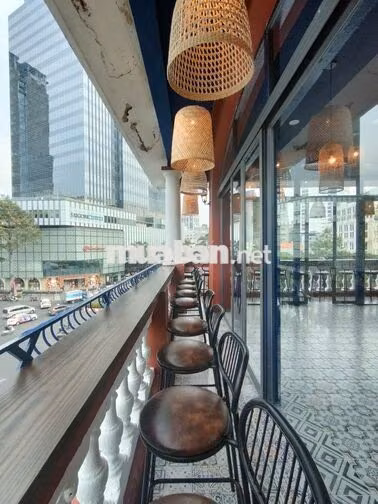 CHO THUÊ GÓC 2 MẶT TIỀN LÊ LỢI QUẬN 1