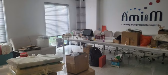 Cho thuê 130m2 văn phòng tầng 4,5 tòa nhà 14 Đỗ Hành
