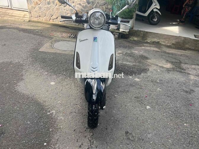 Piaggio Vespa Sprint Trắng