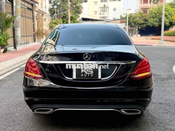 Mercedes C250 Exclusive 2018 Đen 58.000 km
