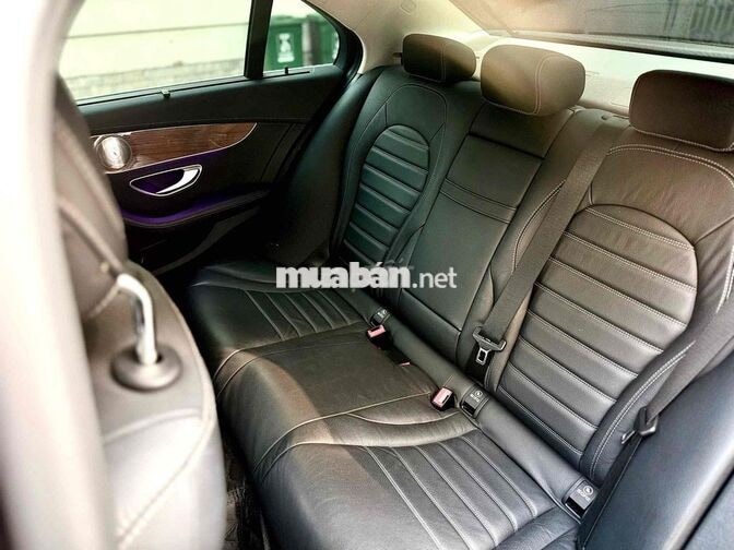 Mercedes C250 Exclusive 2018 Đen 58.000 km