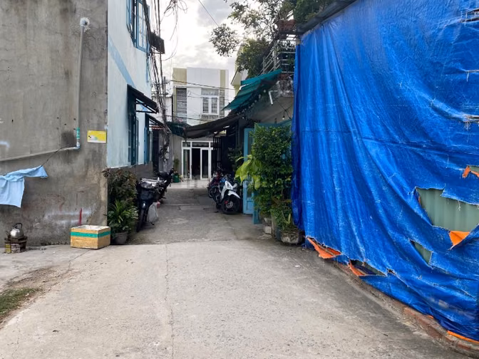 Bán đất hẻm xe hơi 94m2 ngay chợ Hiệp Bình. Chỉ 4.8 tỷ/lô