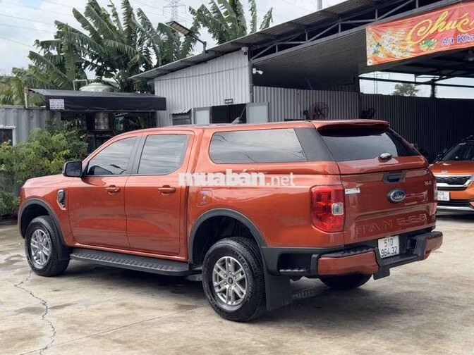 Ford Ranger XLS 2024 Số tự động Đỏ cam
