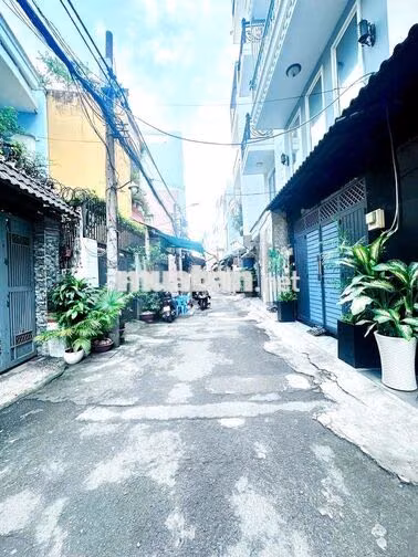 Nhà thuê Tân Phú 3PN💥 Sân thượng Hẻm xe hơi💥Lê Trọng Tấn 12,5 triệu