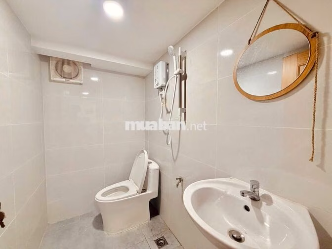 Cho Thuê Căn Hộ Có Gác Mới Xây ở KDC Him Lam - Quận 7
