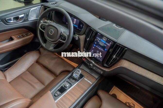 Volvo XC60 B6 model 2022 Blue Denim 1 chủ cực đẹp