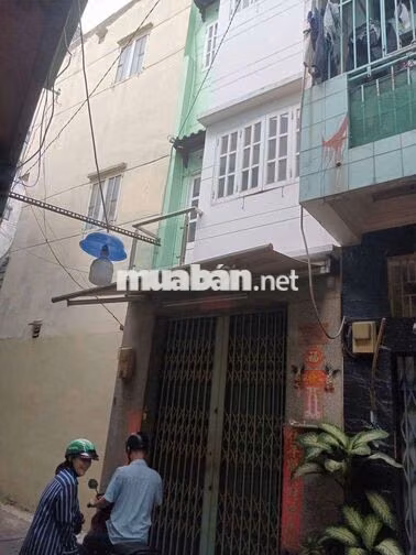 nhà sạch sẻ vô ở liền cho thuê 6 tháng 