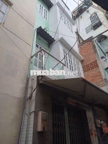 nhà sạch sẻ vô ở liền cho thuê 6 tháng 