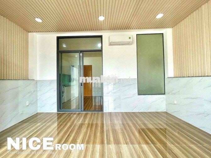 CĂN HỘ 1 PHÒNG NGỦ TẦNG CAO FULL NỘI THẤT GẦN ĐH FTU