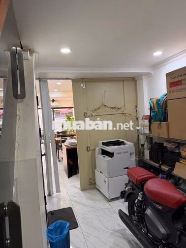 Nhà 3,2x11,6m, 4 tầng, MT Nguyễn Thị Tần, P.2, Q.8