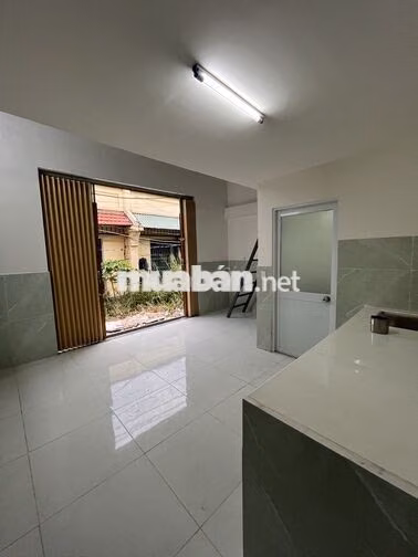 Bán nhà phố kèm 3 phòng trọ - SH riêng