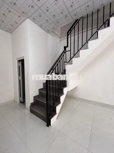 Bán nhà phố kèm 3 phòng trọ - SH riêng