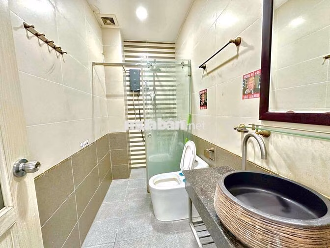 CHO THUÊ CĂN HỘ, DIỆN TÍCH RỘNG RÃI 40M2, BAN CÔNG THOÁNG