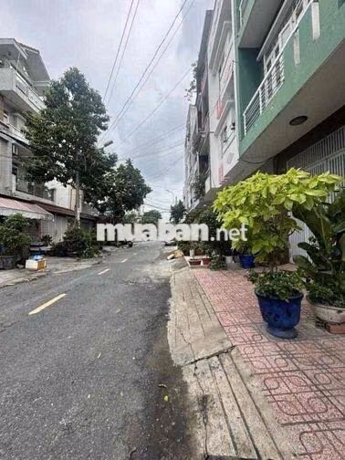 Nhà khu tên lửa MT nội bộ 4x19m 3.5 tấm nội thất cao cấp giá 10.5 tỷ