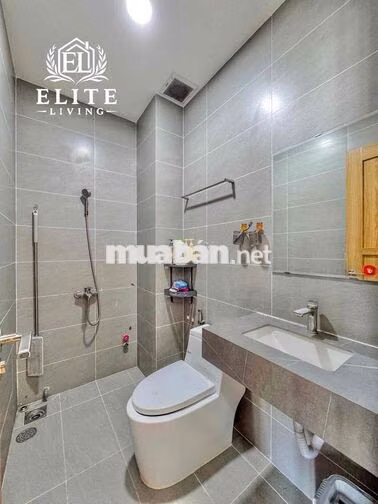PHÒNG ĐẸP BAN CÔNG THOÁNG NGAY PHẠM VĂN ĐỒNG, GẦN ĐH HUB, UTE