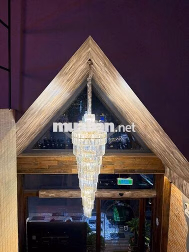 CHO THUÊ NHÀ MẶT TIỀN NGUYỄN TRÃI QUẬN 1, TRỆT 3 LẦU, DTSD 450M2
