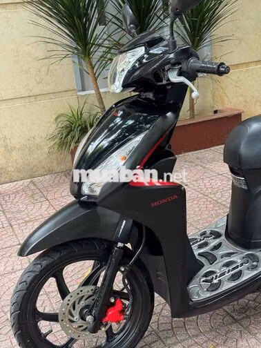 Honda Vision Đen