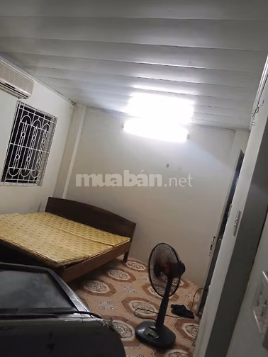 Còn phòng cho thuê ở phố Bạch Mai 