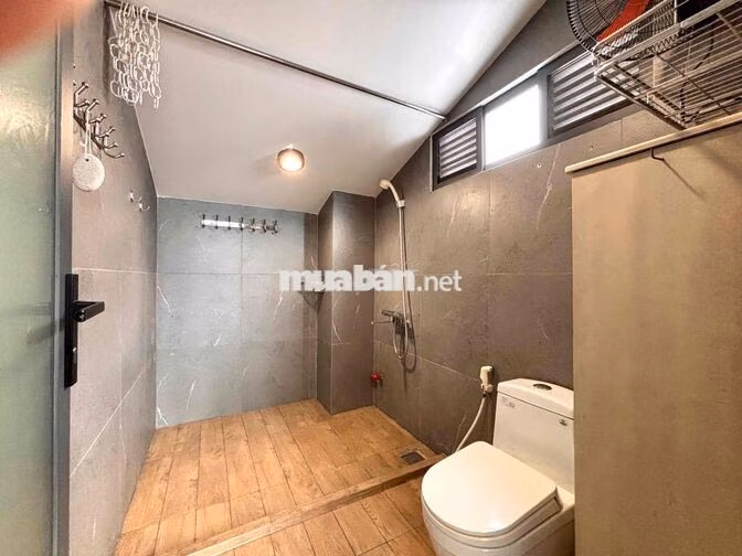 Cho Thuê Căn Hộ Bờ Kè Hoàng Sa - Nhà Mới Nội Thất Cao Cấp