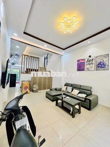 NHÀ NGUYÊN CĂN 2 MẶT TIỀN – GIÁ CHỈ 12TRIỆU/THÁNG, HIẾM CÓ KHÓ TÌM!