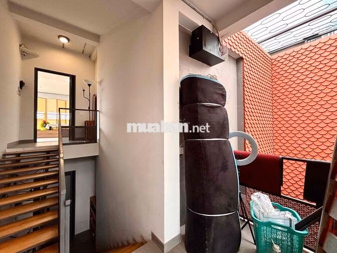 Cho Thuê Căn Hộ Bờ Kè Hoàng Sa - Nhà Mới Nội Thất Cao Cấp