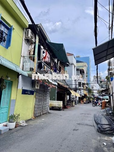 Ngay ĐH Hutech! Bán Nhà Điện Biên Phủ -Nguyễn Gia Trí 5x18m 4 Tầng