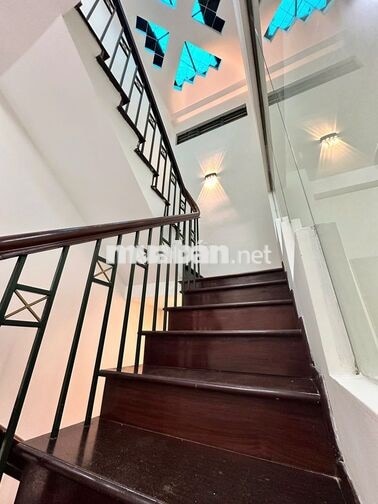 Nhà HXH Nguyễn Thiện Thuật Q.3- 3 Tầng- 4PN- 40m2- 8,7 TỶ TL