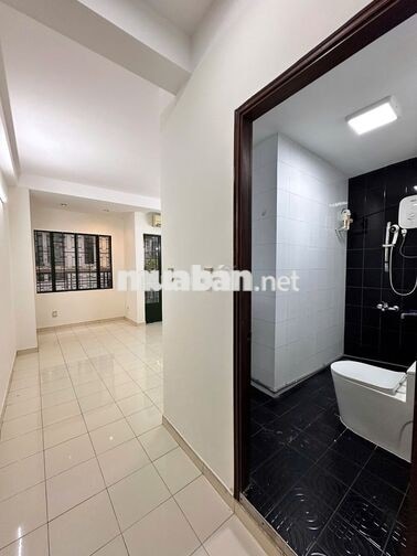 Nhà HXH Nguyễn Thiện Thuật Q.3- 3 Tầng- 4PN- 40m2- 8,7 TỶ TL