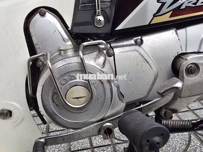 Super Dream 1999.xe mộc,sườn lốc zin.BS:52K3-5946