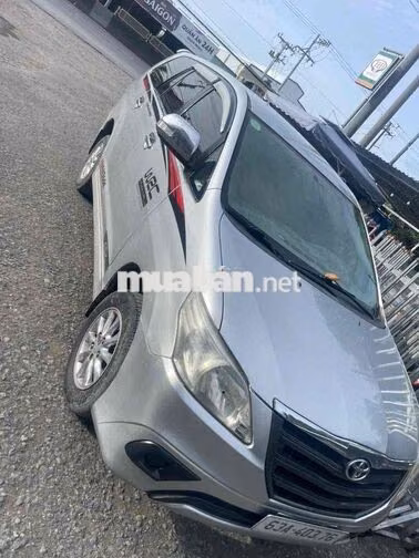Toyota Innova 7 chỗ Bạc 223.303 km