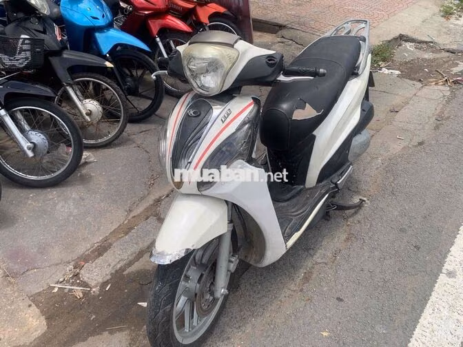 Kymco People 16E Trắng