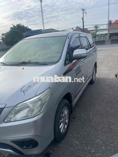 Toyota Innova 7 chỗ Bạc 223.303 km