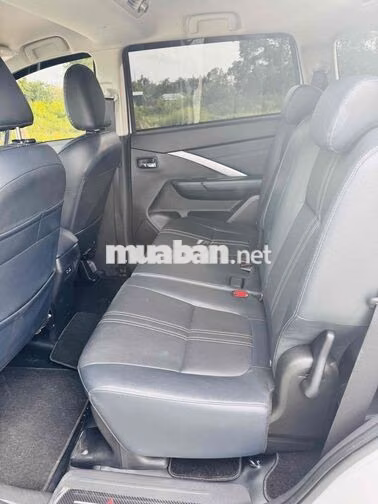 Mitsubishi Xpander Cross 2024 Trắng 18.000 km
