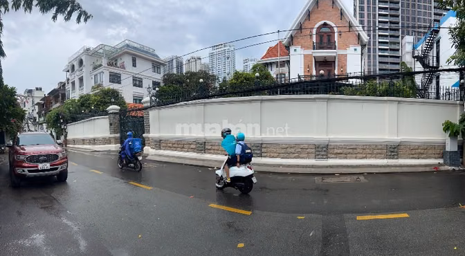 ⭐️ SIÊU BIỆT THỰ MẶT TIỀN 28 NGUYỄN Ư DĨ – THẢO ĐIỀN, QUẬN 2