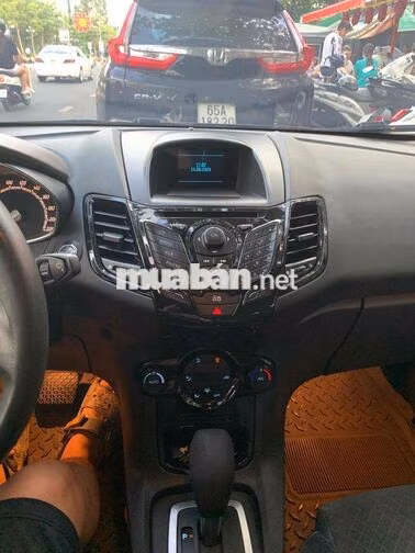 Ford Fiesta 1.0ecoboots cọp zin siêu tiết kiệm