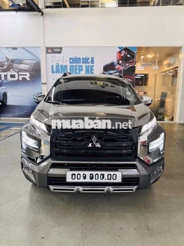 Mitsubishi Xpander Cross 2025 Xám 7 chỗ 3580 km